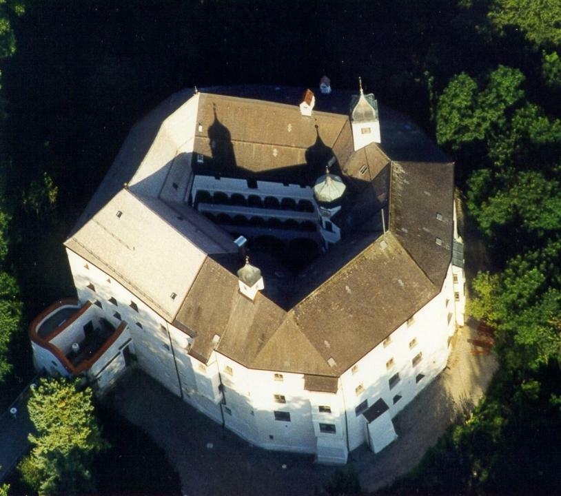 Hotel Schloss Amerang Esterno foto